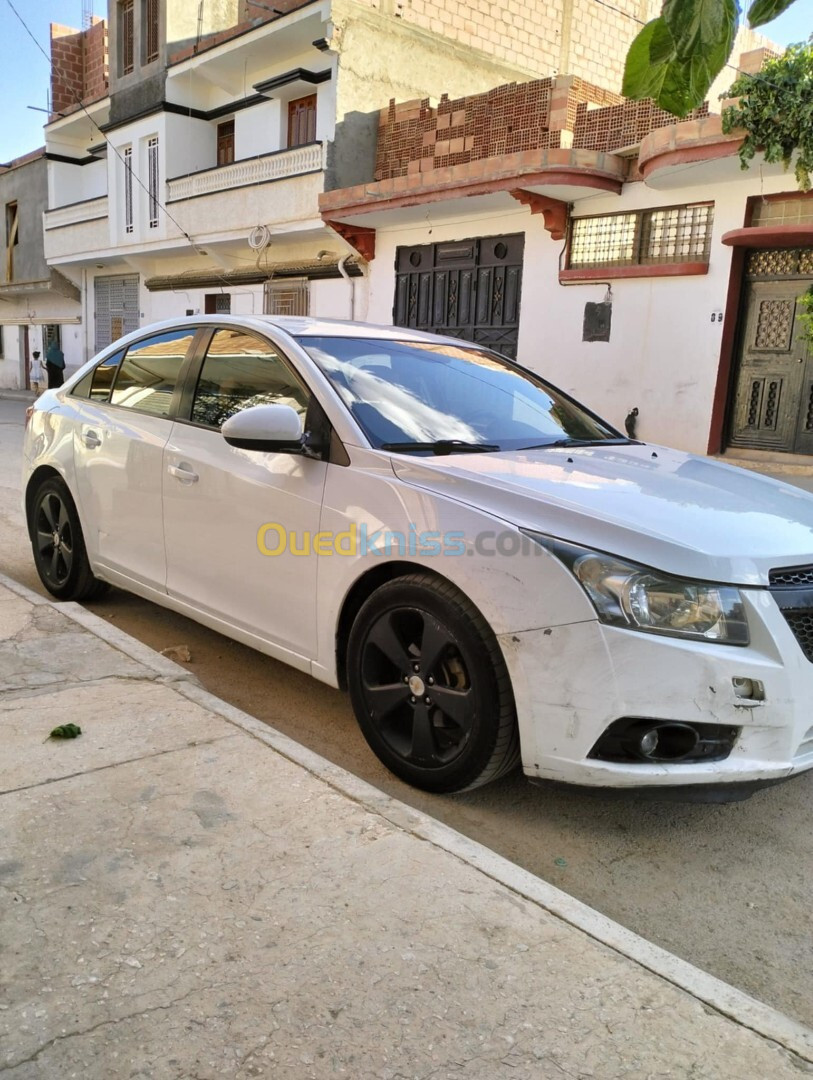 Chevrolet Cruze 2011 LT