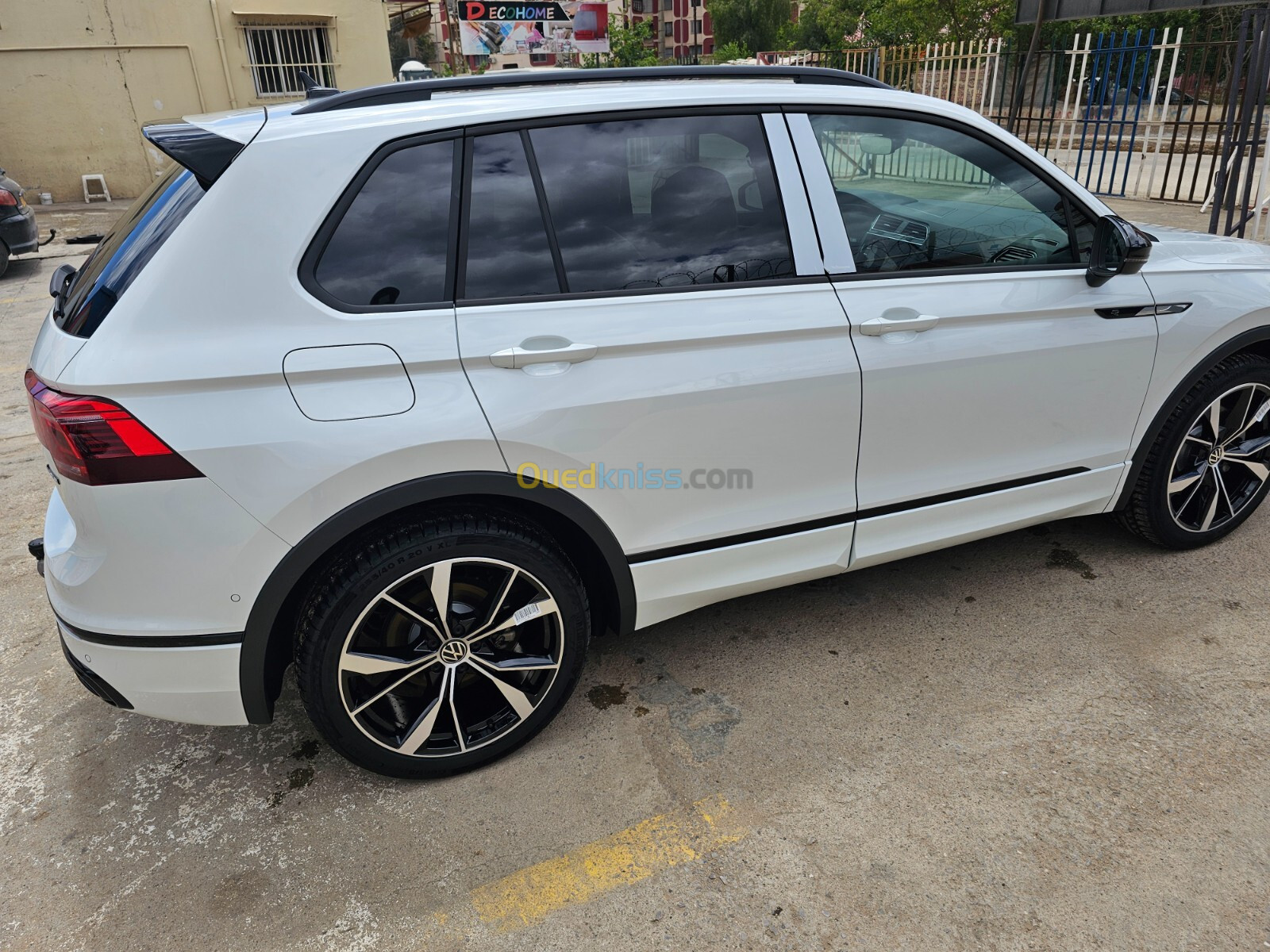 Volkswagen Tiguan 2024 R LINE