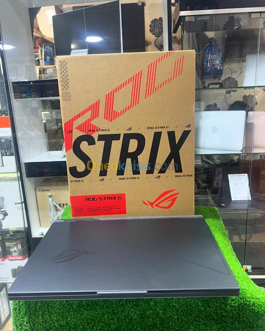 Asus Rog Strix G18 i9 13Gen 32/1TB SSD RTX 4070 8egn neuf sous ambalage