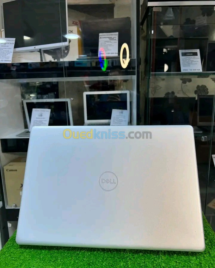 Inspiron 15 3501 i7 11 8 ram 512 ssd mx 330 ecran 15 fhd