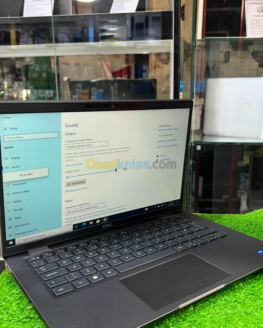 Latitude 7420 i5 11 gen 16 Gb ram 256 ssd ecran 14 pouce FHD tactil etat 10/10 intel iris xe