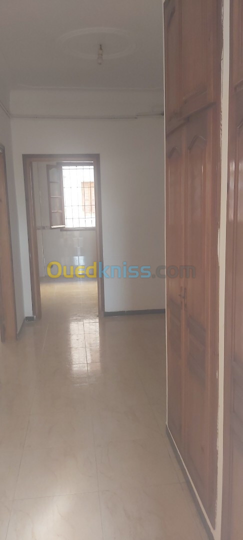 Location Appartement F3 Alger Bordj el bahri