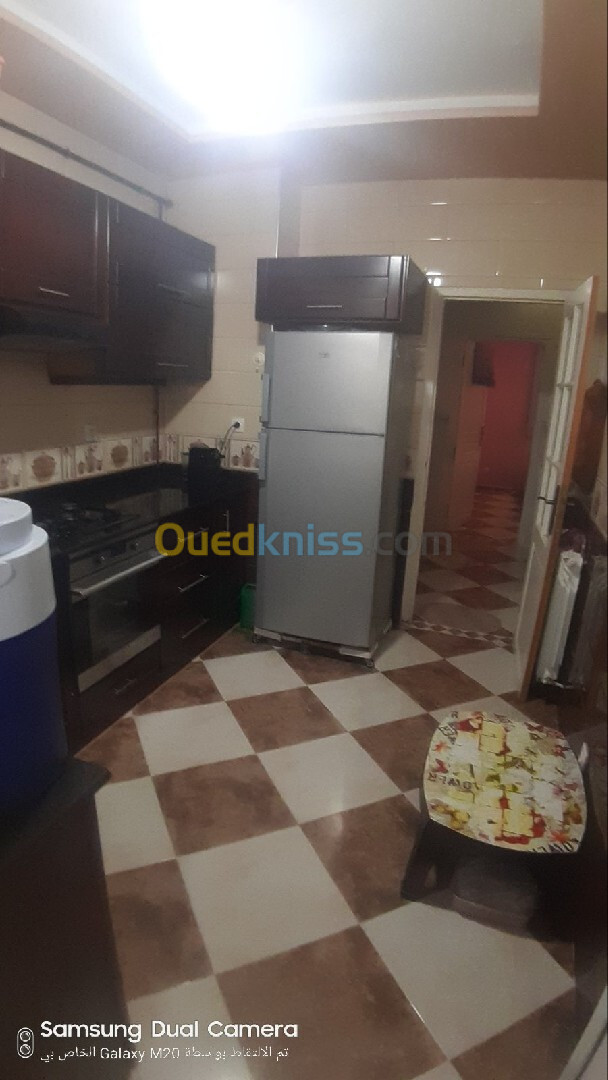 Vente Appartement F4 Alger Bordj el bahri