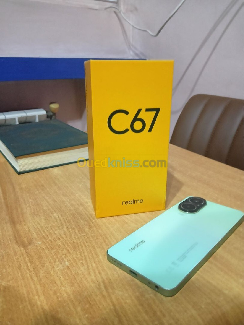 Realme C67