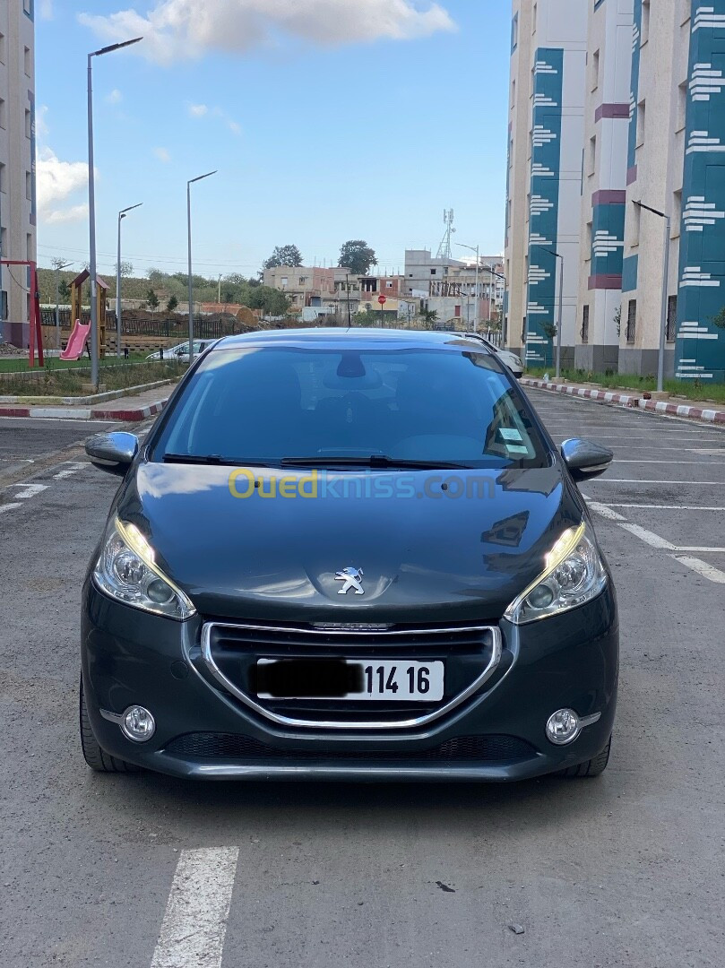 Peugeot 208 2014 Allure