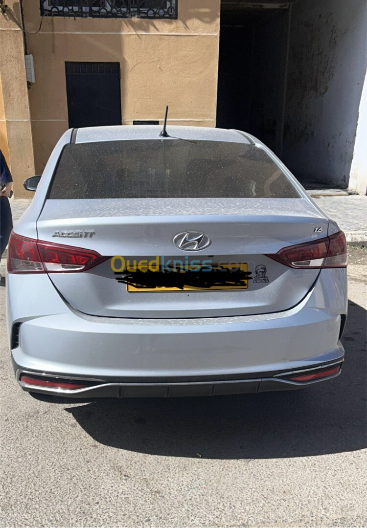 Hyundai accent 2023 1.6 essence HC