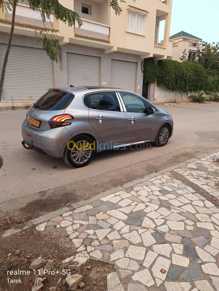 Peugeot 208 2019 Allure Facelift