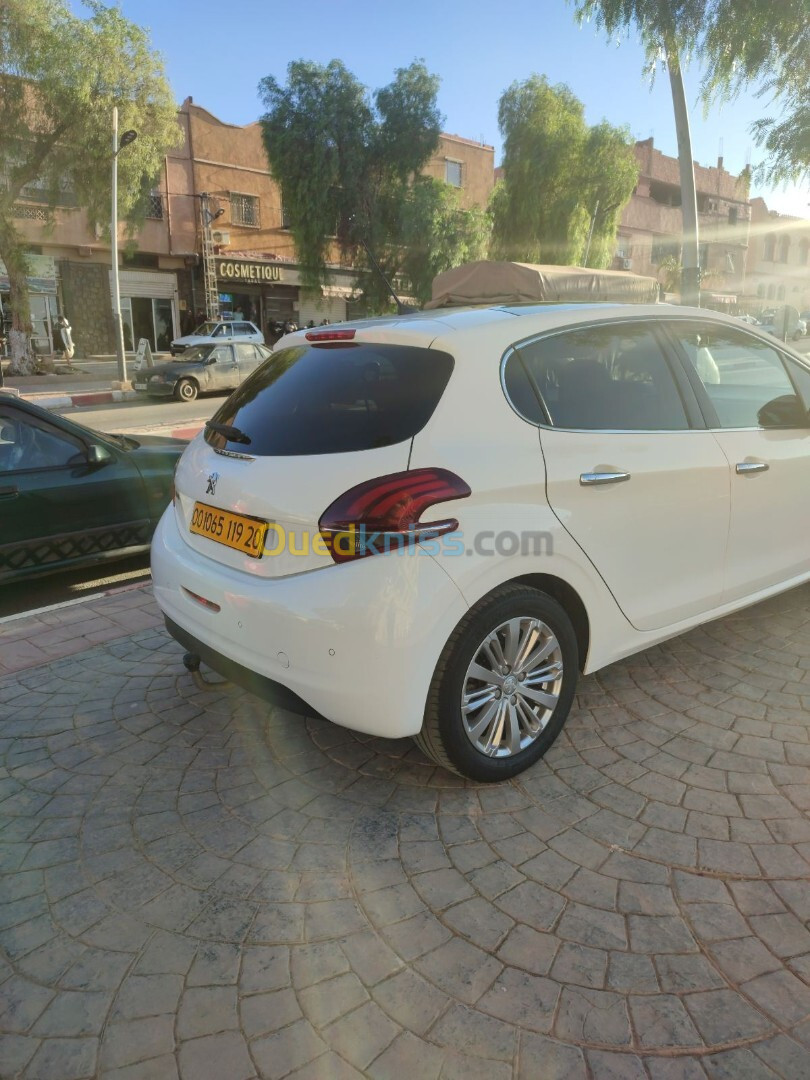 Peugeot 208 2019 Allure