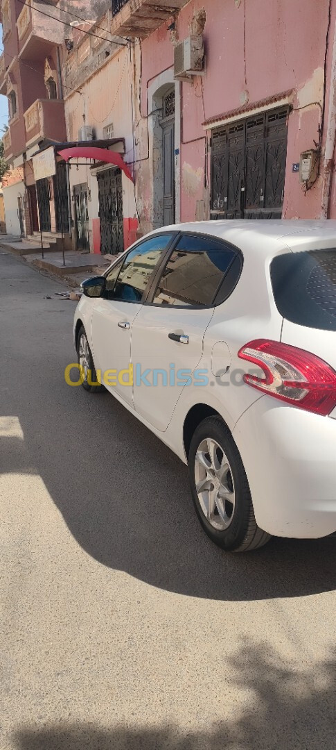 Peugeot 208 2014 Access