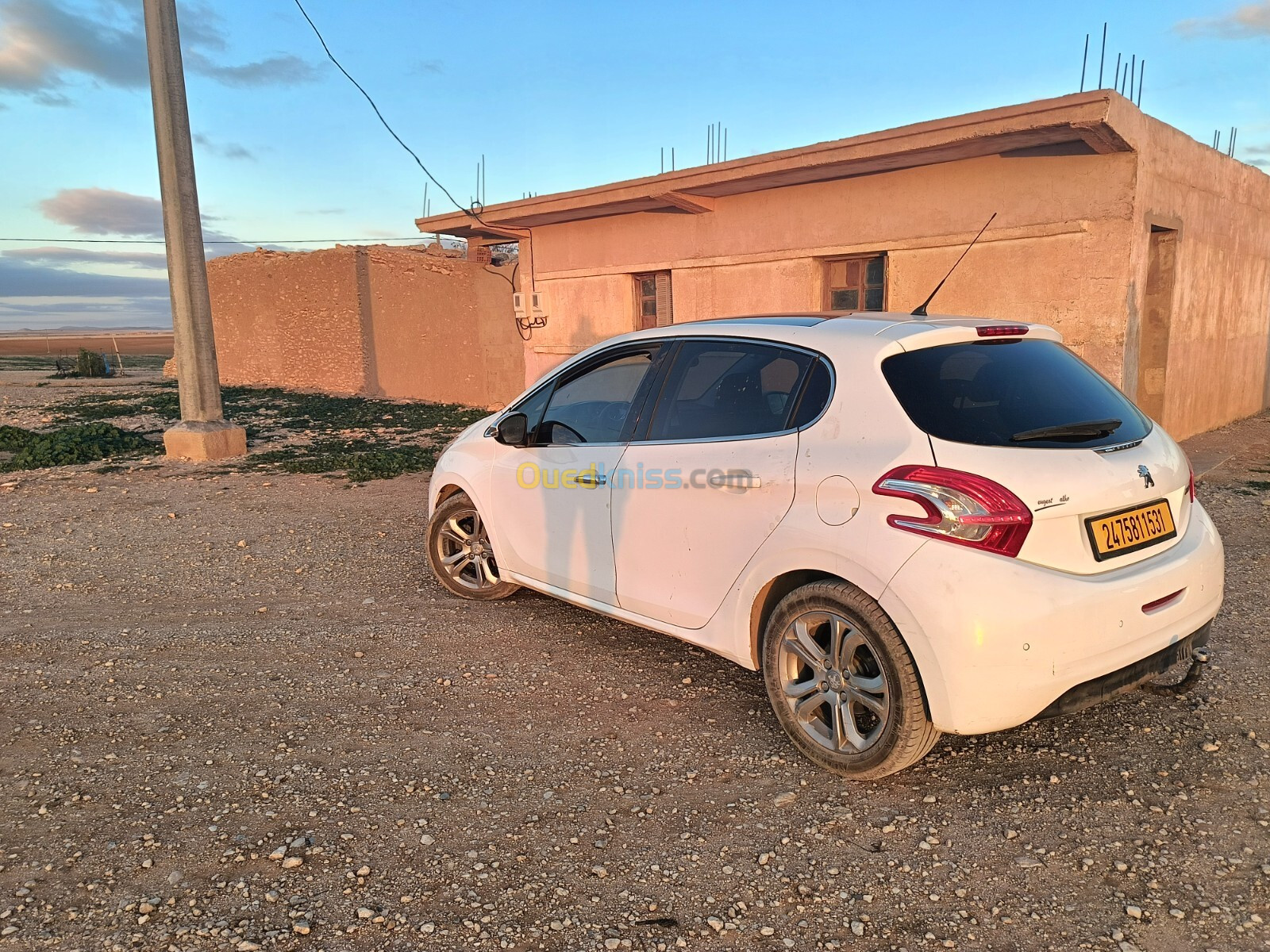 Peugeot 208 2015 Allure