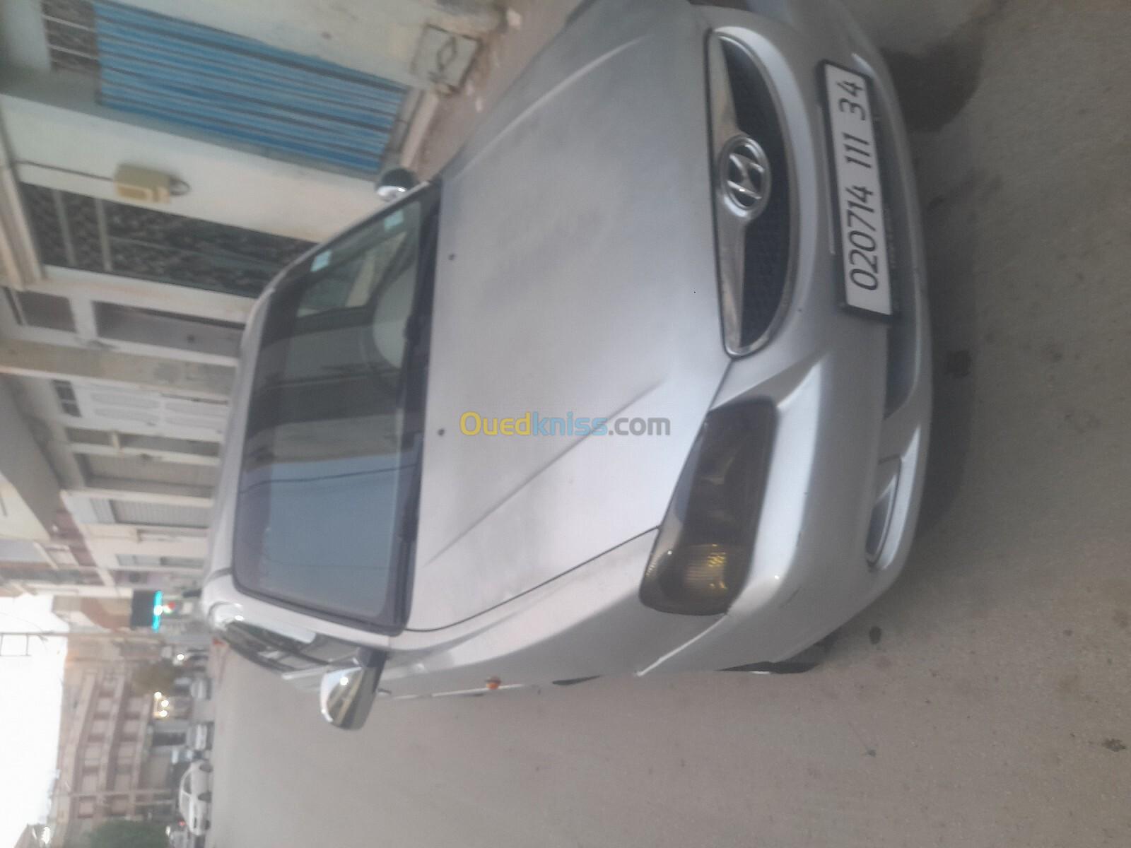 Hyundai Accent RB  5 portes 2011 