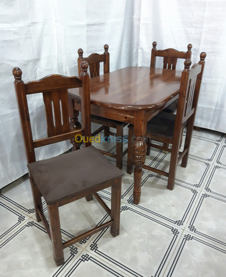 Table de cuisine 4 chaises n