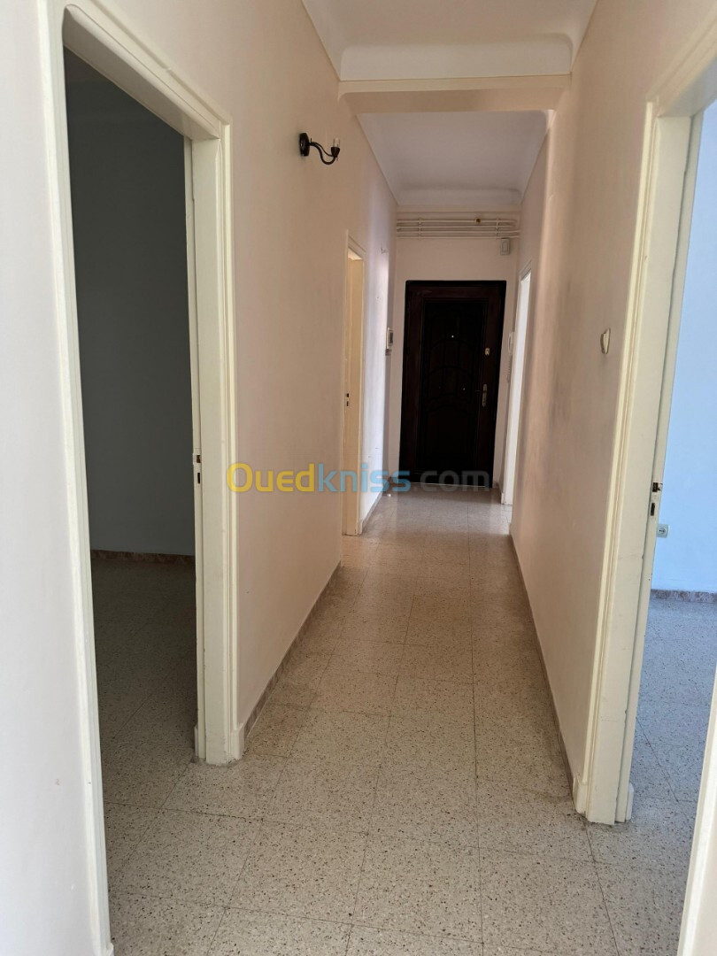 Location Appartement F4 Alger Hydra