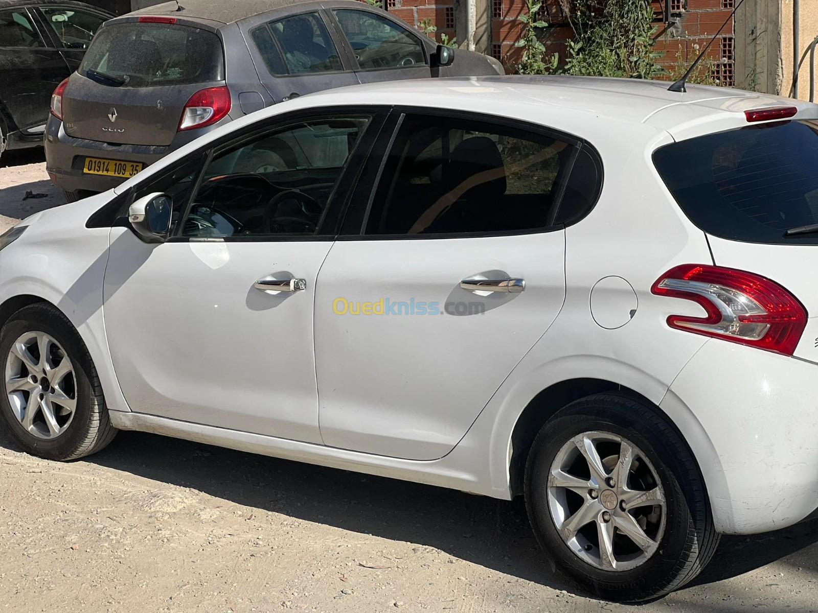 Peugeot 208 2012 Active