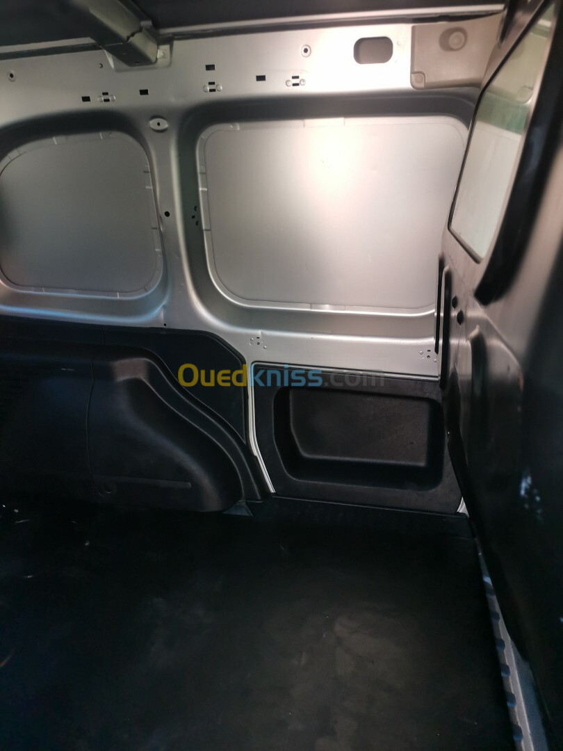 Renault Kangoo 2021 Grand confort (Utilitaire)