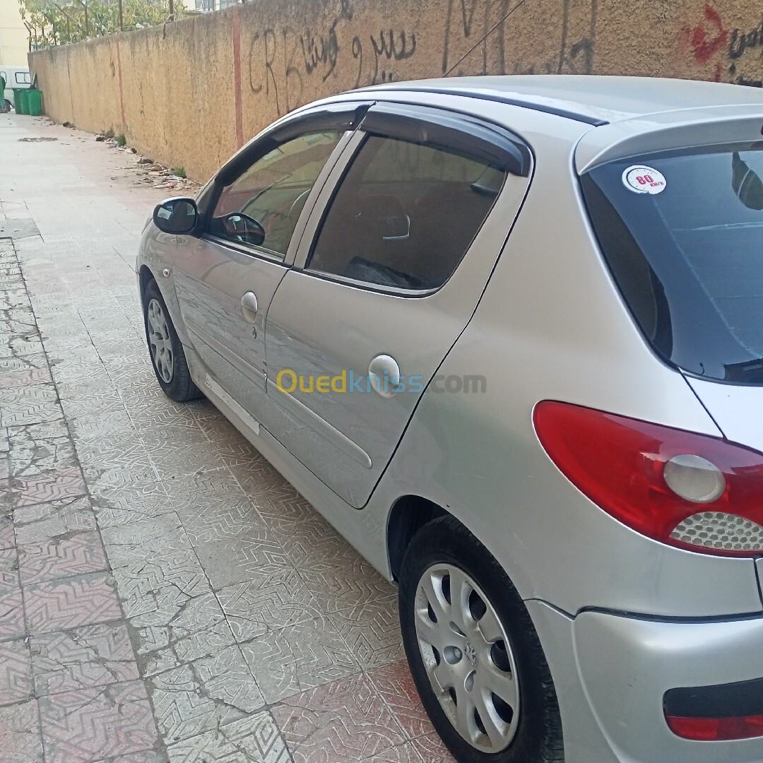 Peugeot 206 Plus 2011 206 Plus