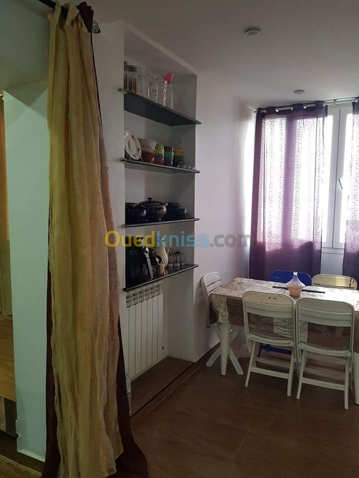 Location vacances Appartement F3 Mostaganem Mezghrane