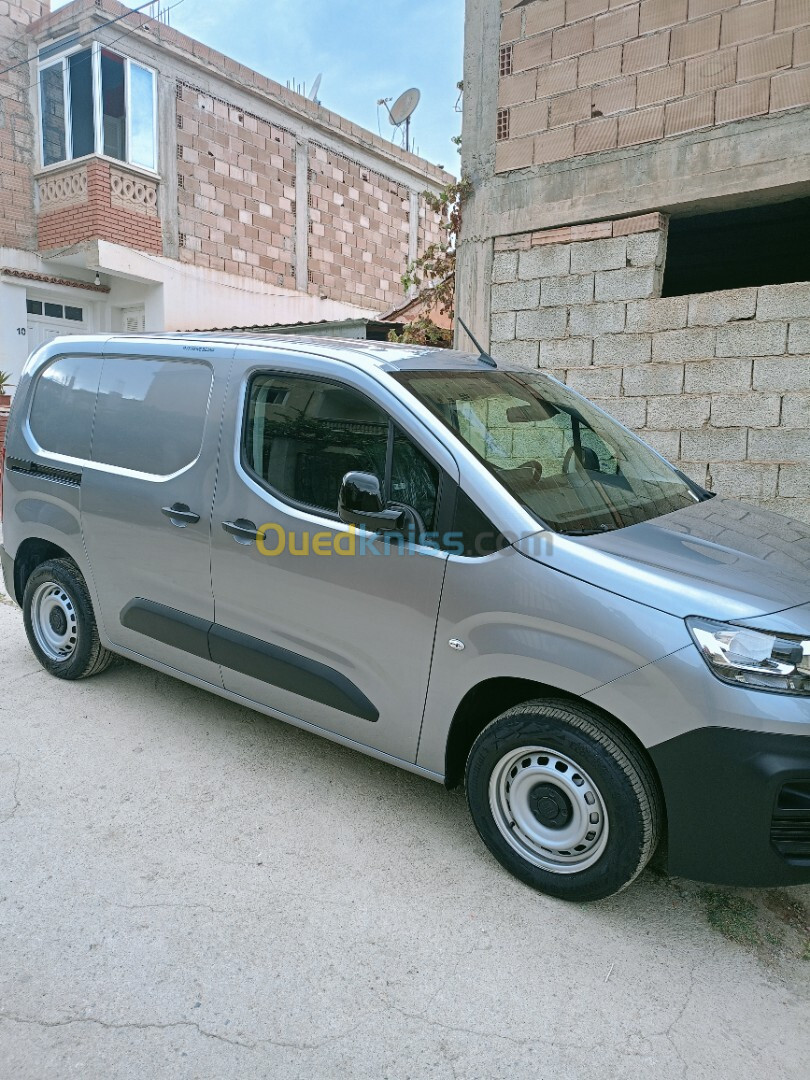 Fiat Doblo Italie 2024 Allure