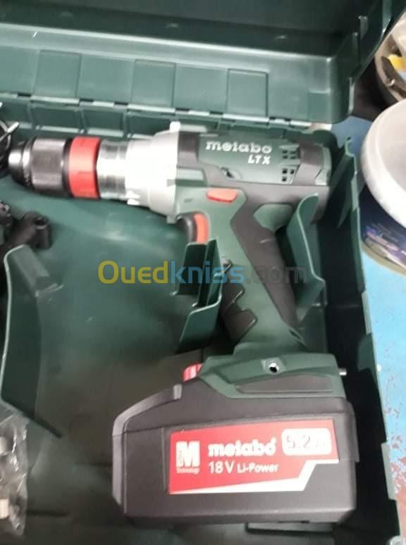 Perceuse visseuse diviseuse avec percussion metabo 