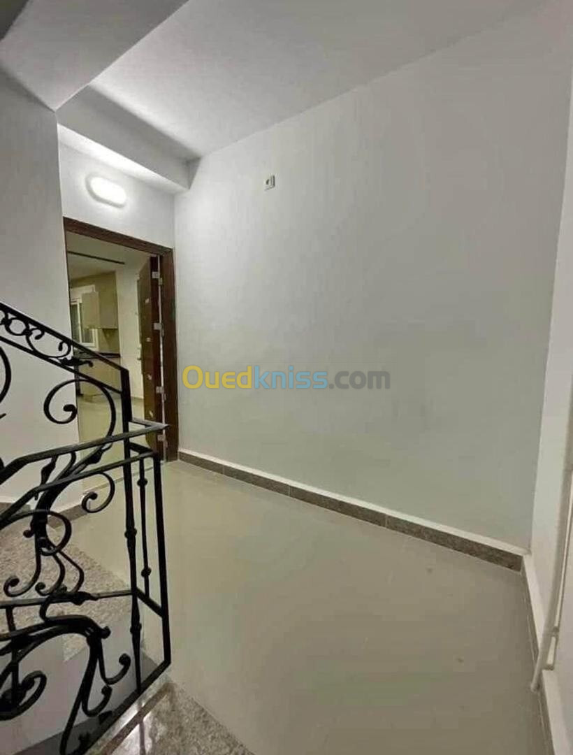 Vente Appartement F4 Alger Zeralda