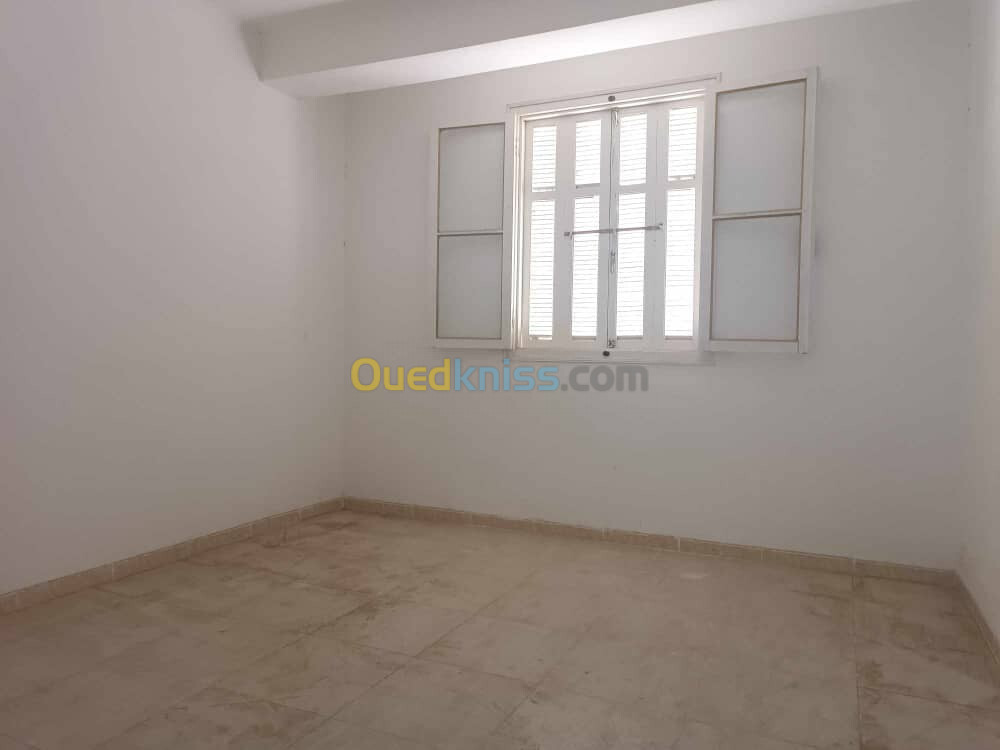 Location Appartement F3 Béjaïa Bejaia