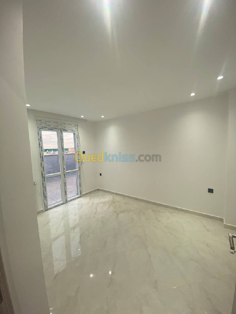 Vente Appartement F2 Alger Bordj el kiffan