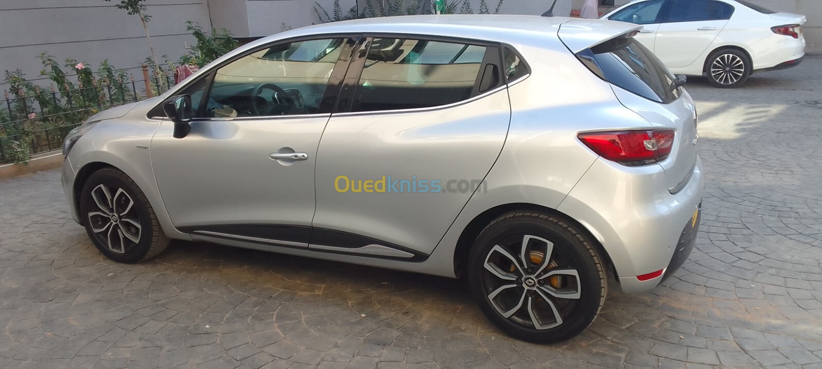 Renault Clio 4 2019 Limited 2