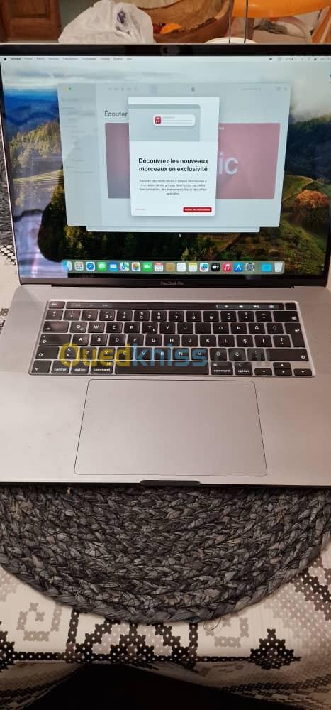 Macbook pro 2019 touch barre