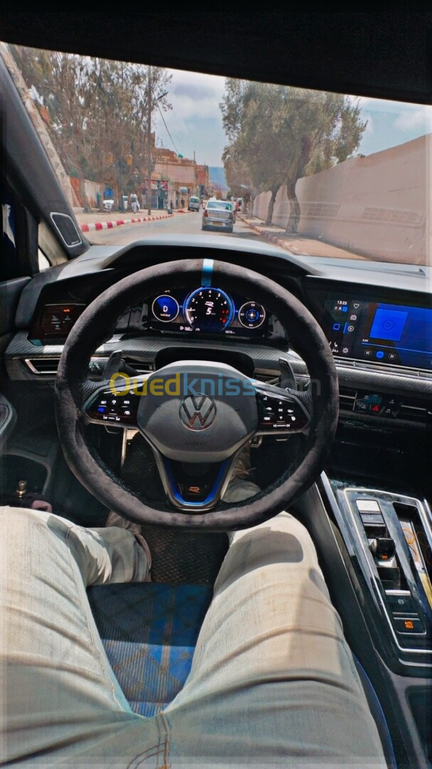 Volkswagen Golf 8 2024 R perfermance