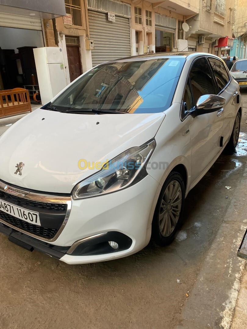 Peugeot 208 2016 Allure Facelift