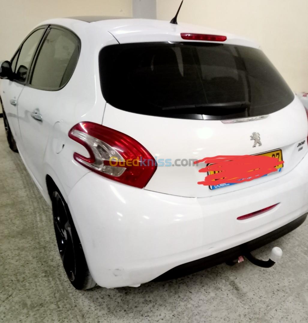 Peugeot 208 2012 Allure