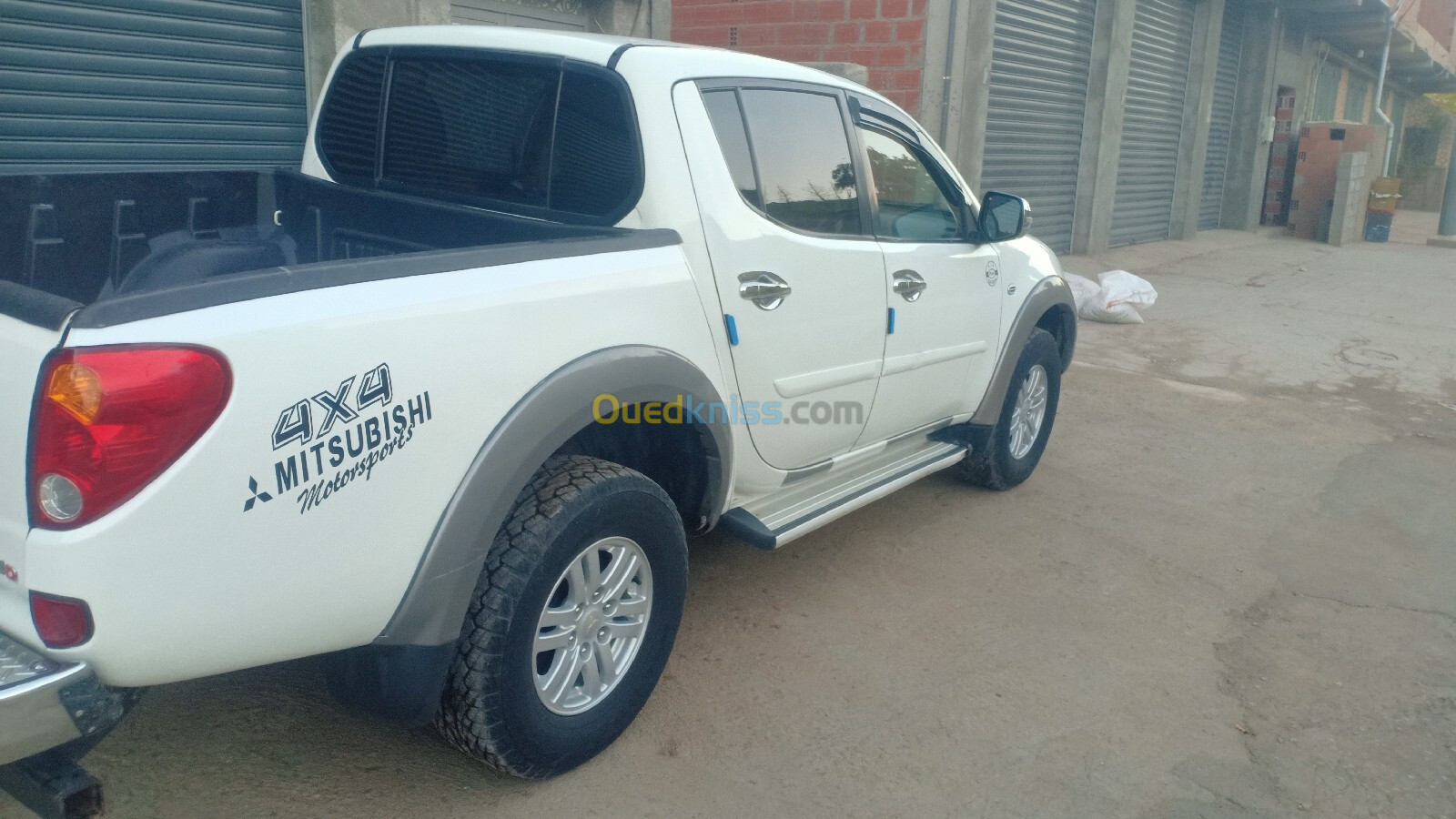 Mitsubishi L200 2013 Doube cabine Evolution