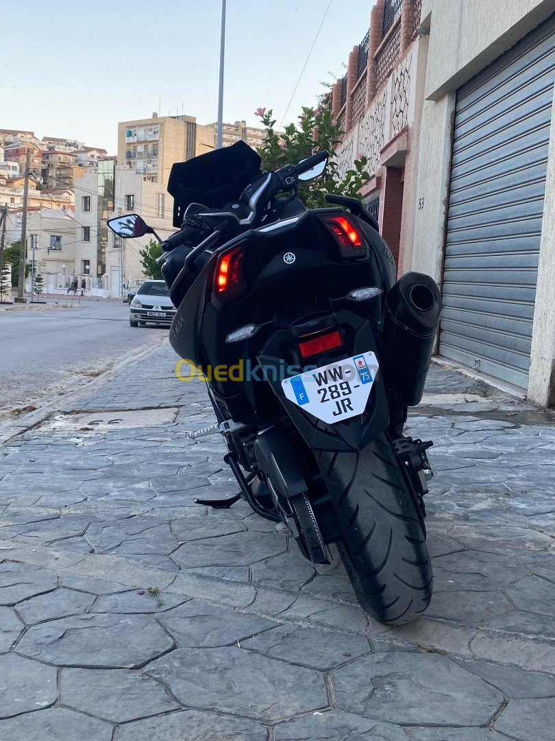 Yamaha Tmax 2018