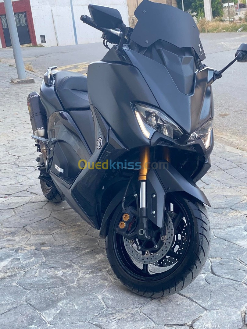 Yamaha Tmax 2018