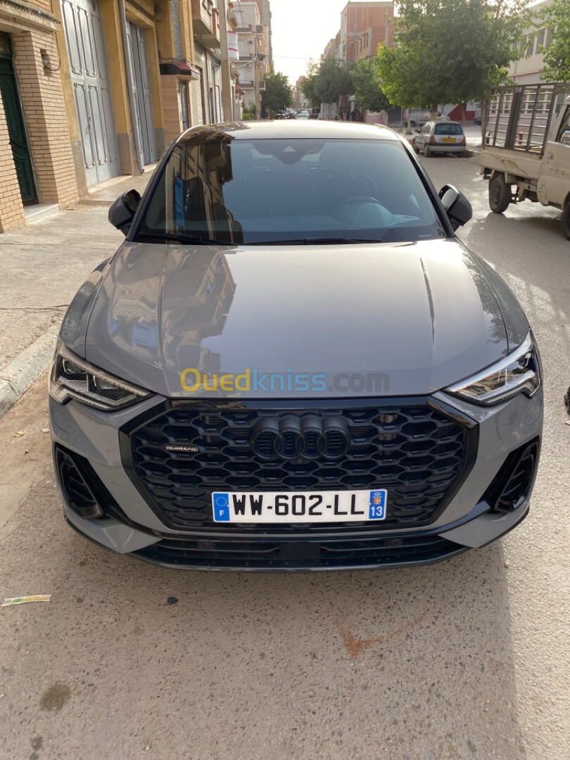 Audi Q3 2023 Gris nardo