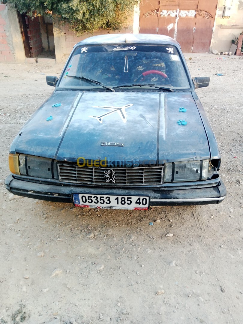 Peugeot 305 1985 305