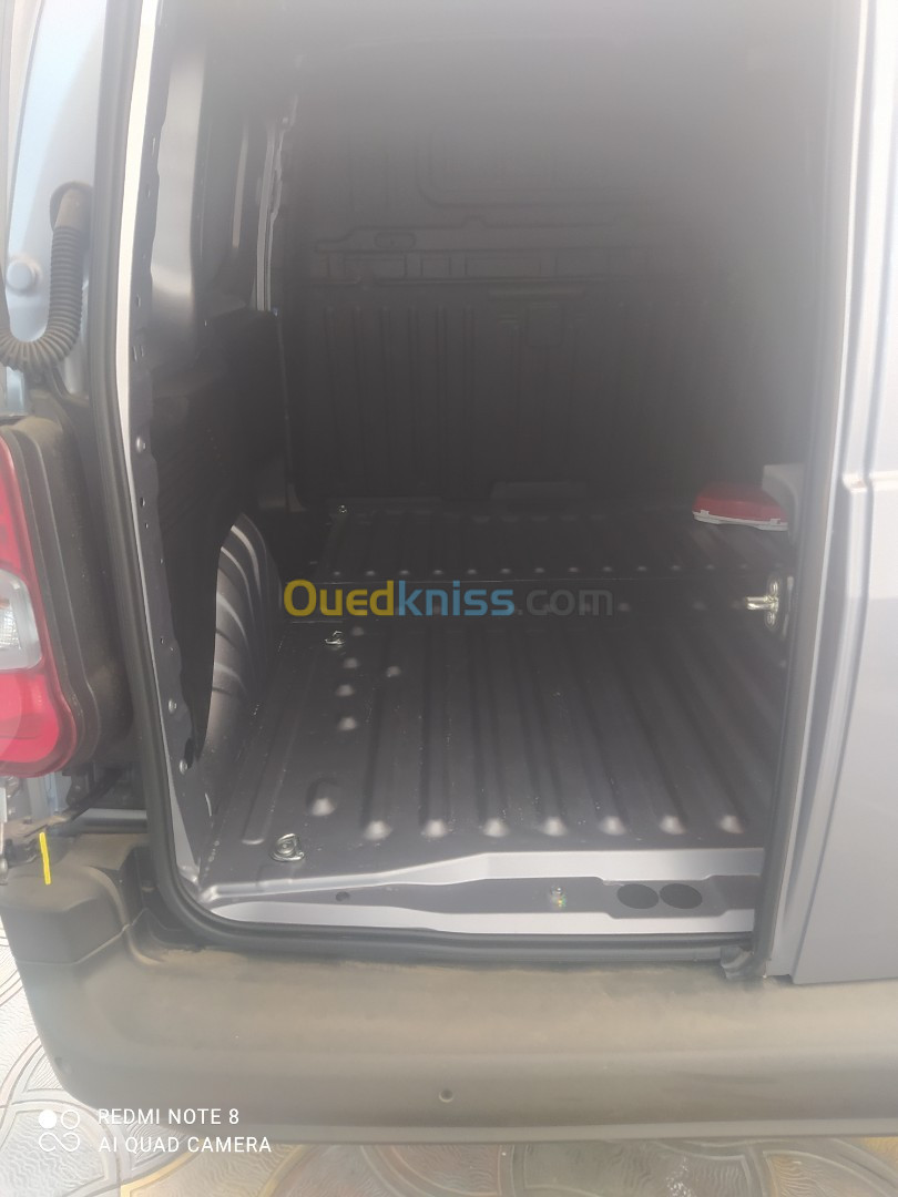 Fiat Doblo 2024 2place