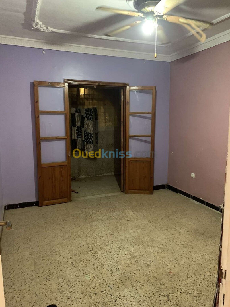 Location Appartement F04 Alger Ain naadja