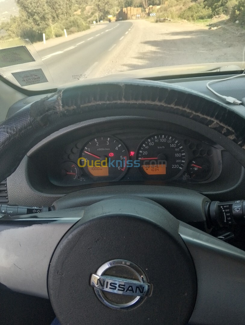 Nissan Navara 2012 LE D4*2/D40