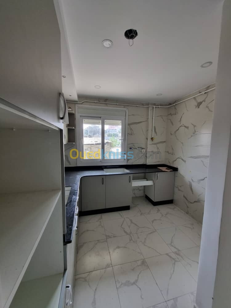 Vente Appartement F2 Alger Bordj el kiffan