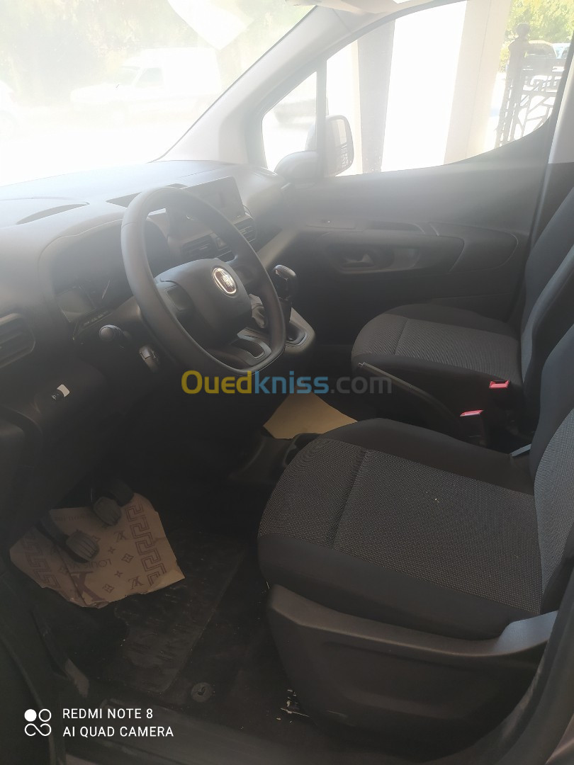 Fiat Doblo 2024 2place