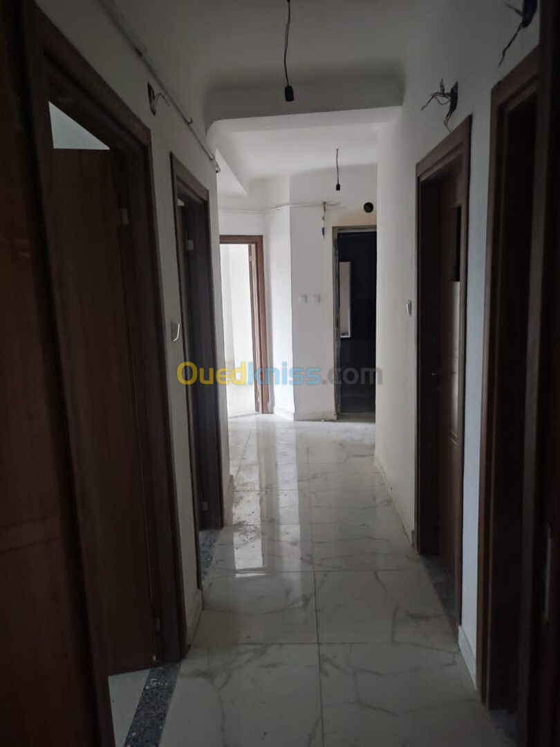 Vente Appartement F4 Blida Soumaa