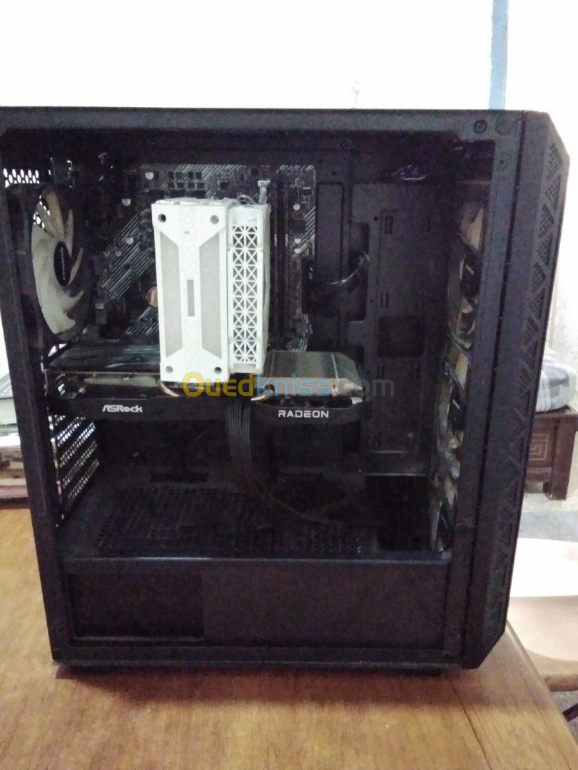 Pc gamer r5 5600 / rx 6600