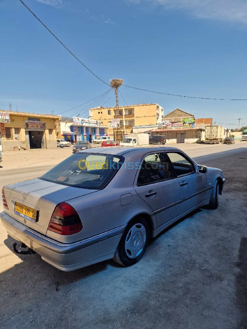 Mercedes Classe C 1999 C220 Élégance