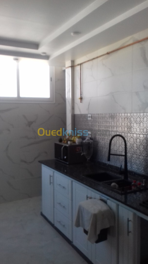 Vente Appartement F4 Alger Bordj el bahri