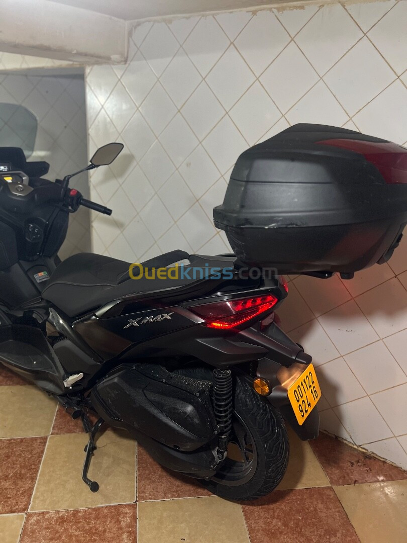 Yamaha Xmax tech 300 2024