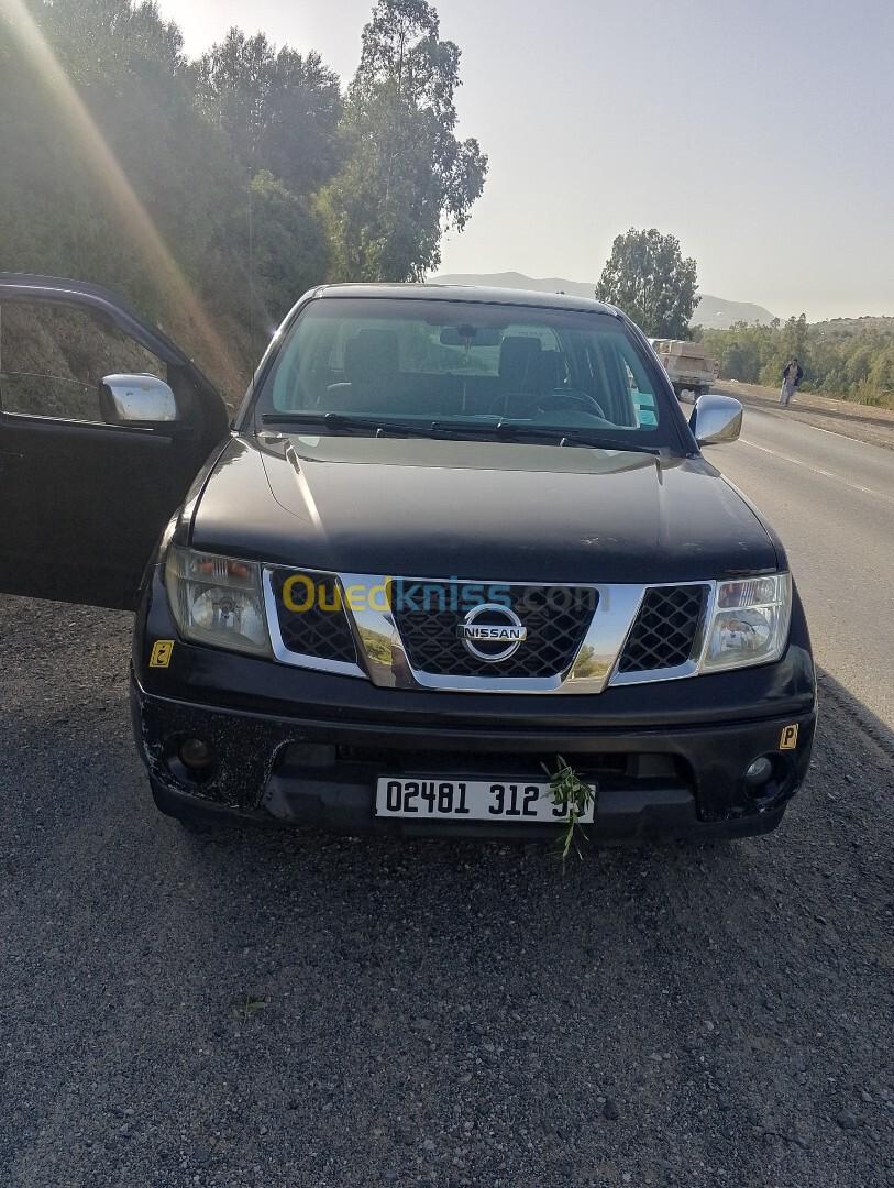 Nissan Navara 2012 LE D4*2/D40