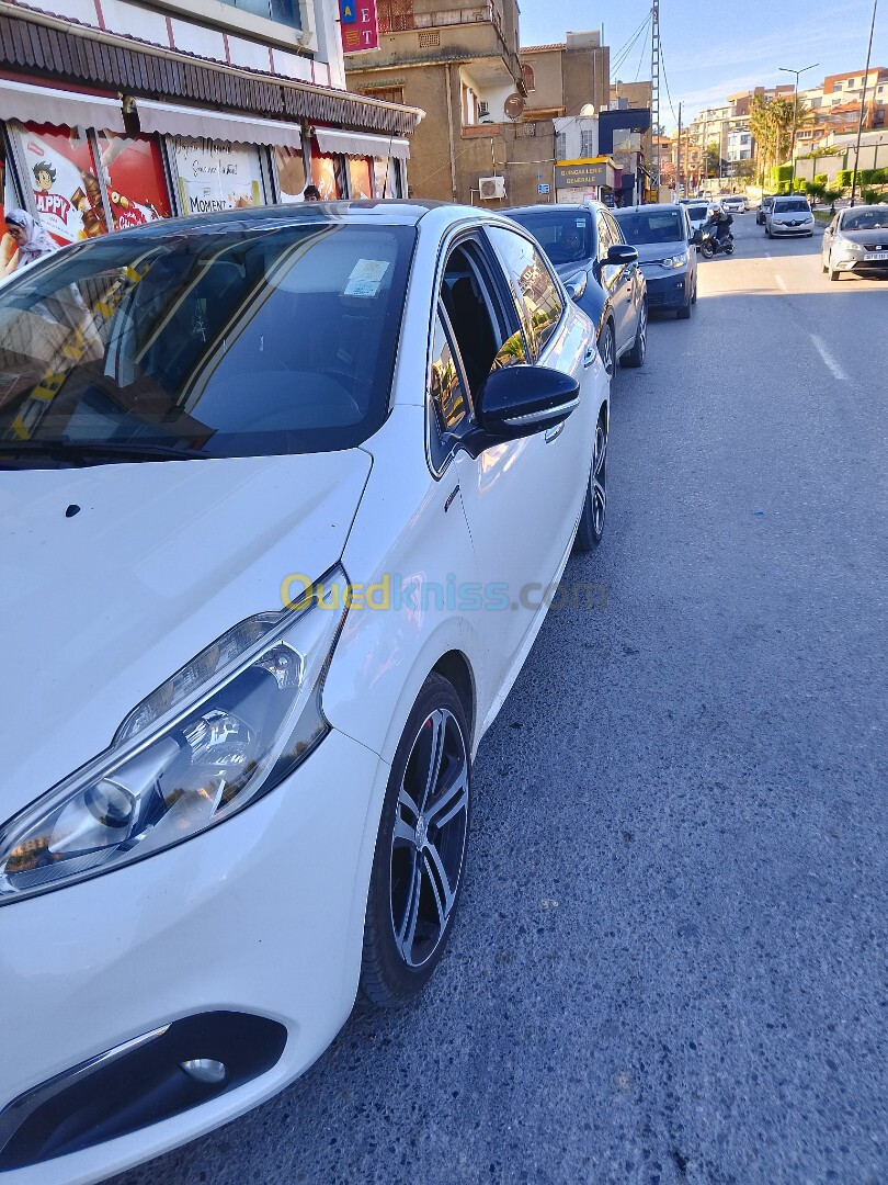 Peugeot 208 2017 GT Line