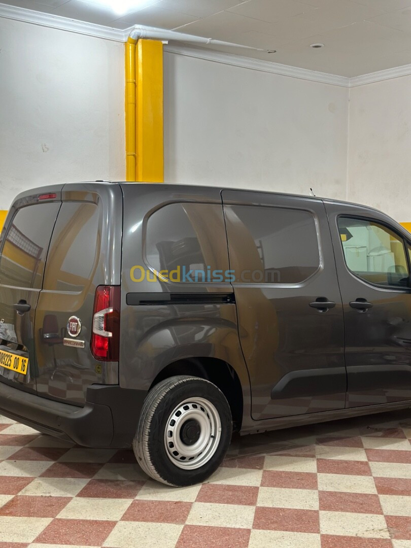 Fiat Doblo 2024 Italien