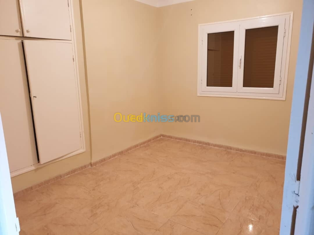 Location Appartement F3 Alger Draria